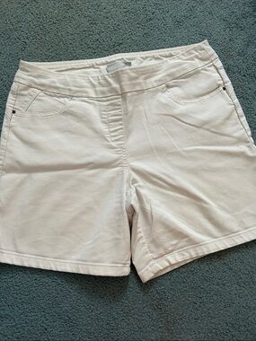 Kim Rogers White Stretch Jean Shorts